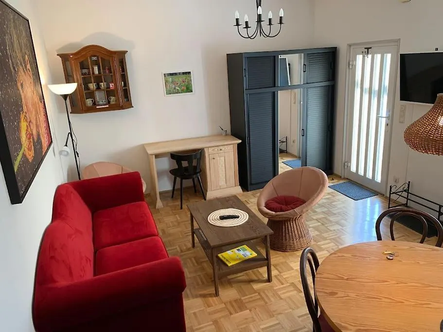 Gemuetliches 2P-Apartment In Ruhiger Lage Dresden Germany